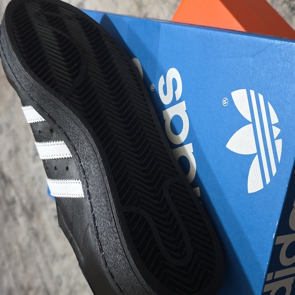 Adidas Superstar 82 Size Mens 11 - Picture 6 of 7